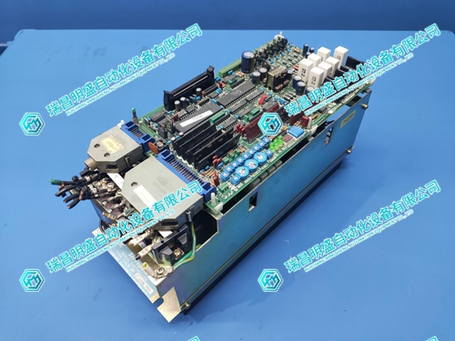 Yaskawa CACR-SR15SB1AF-Y100工業(yè)機器人